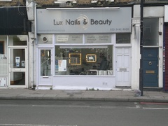 Lux Nails & Beauty