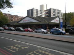 Tesco Express Battersea Park